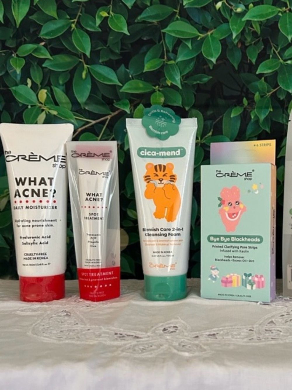 The Créme Shop bundle
FOLLOW ME ON VINTED FOR CHEAPER PRICES! samanthaj225